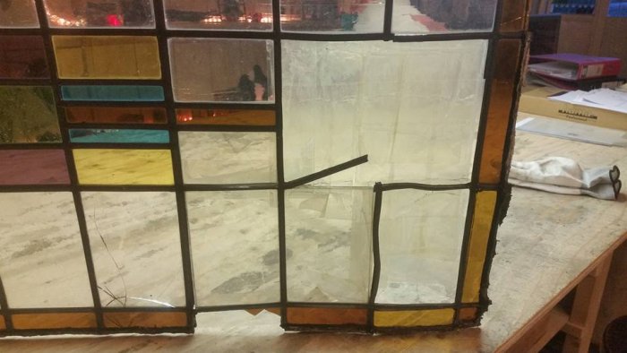 Huizen - restauratie beschadigd glas-in-lood