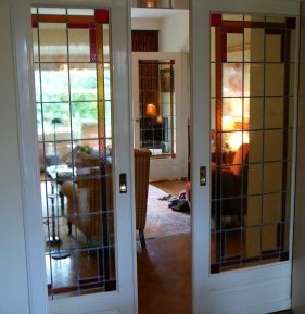 Bussum - nieuw glas-in-lood in binnendeuren