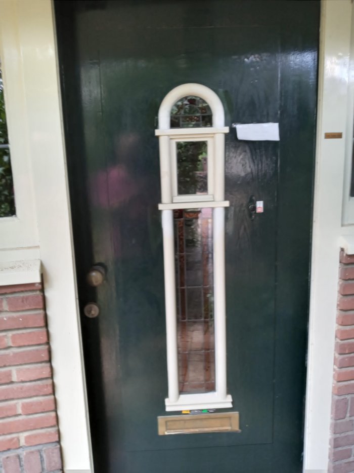 voordeur in dubbel glas